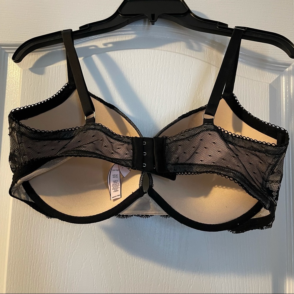 Victoria’s Secret Bra - Picture 4 of 7